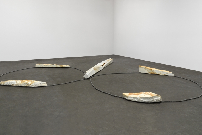 Luciano Fabro, (Foreground) L'Infinito, 1989, steel cable and marble, 8 m x 6 m