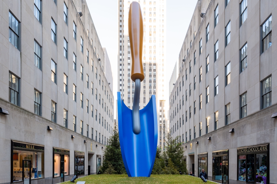 Shaye Weaver: "A massive blue gardening tool is digging into Rockefeller Center right now"